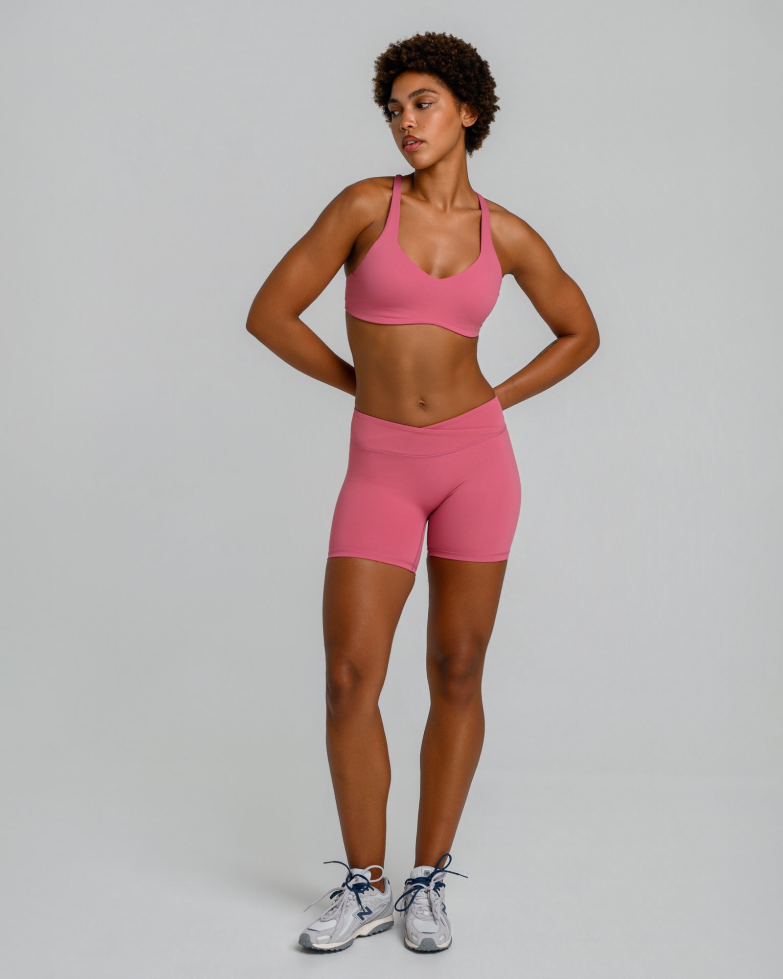 UNSTOPPABLE™ MID WAIST WRAP SHORTS DUSTY PINK