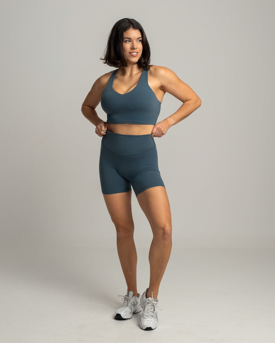 EVERYDAY MOVES SHORTS MISTY BLUE