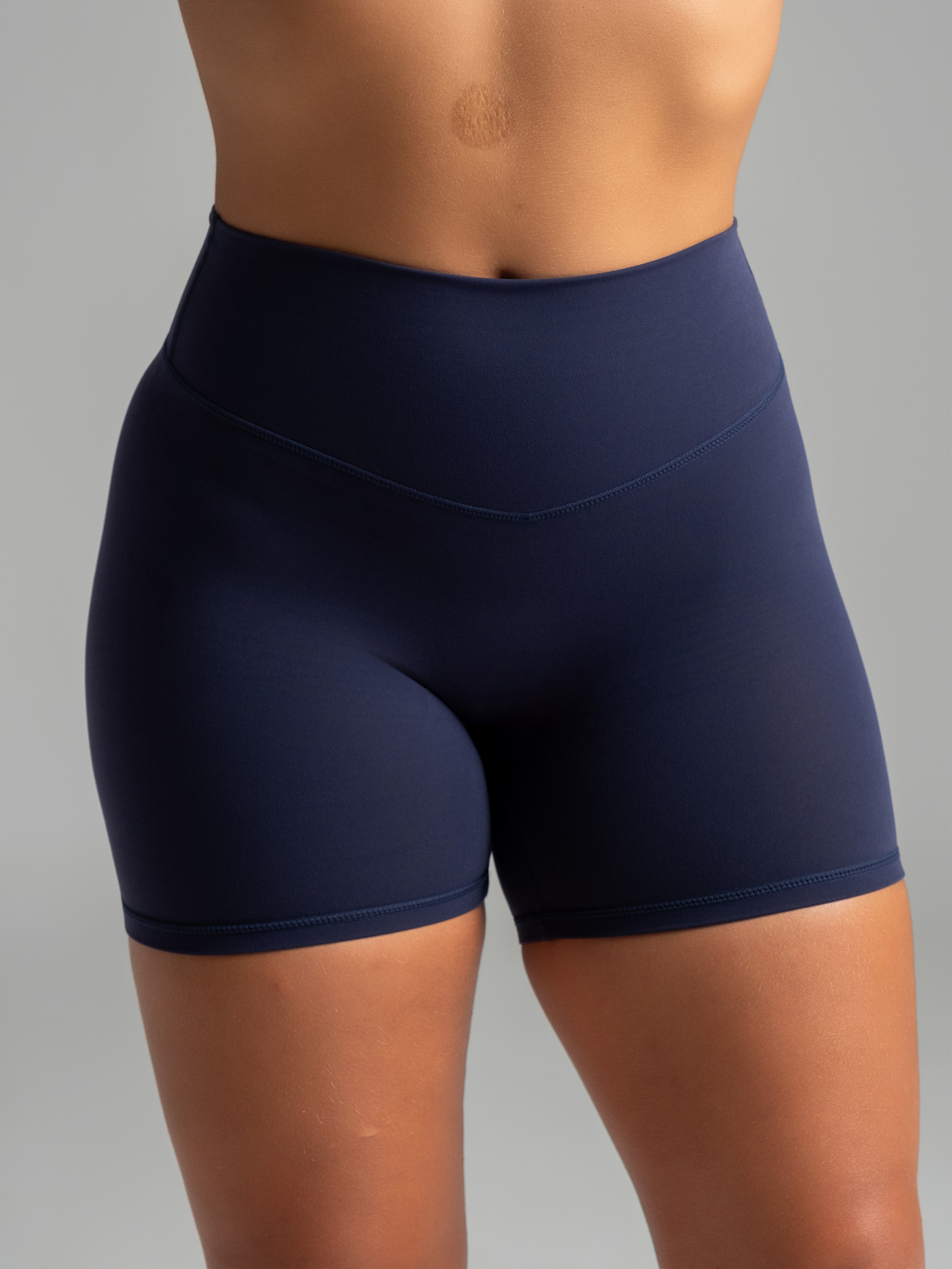 EVERYDAY MOVES SHORTS NAVY BLUE