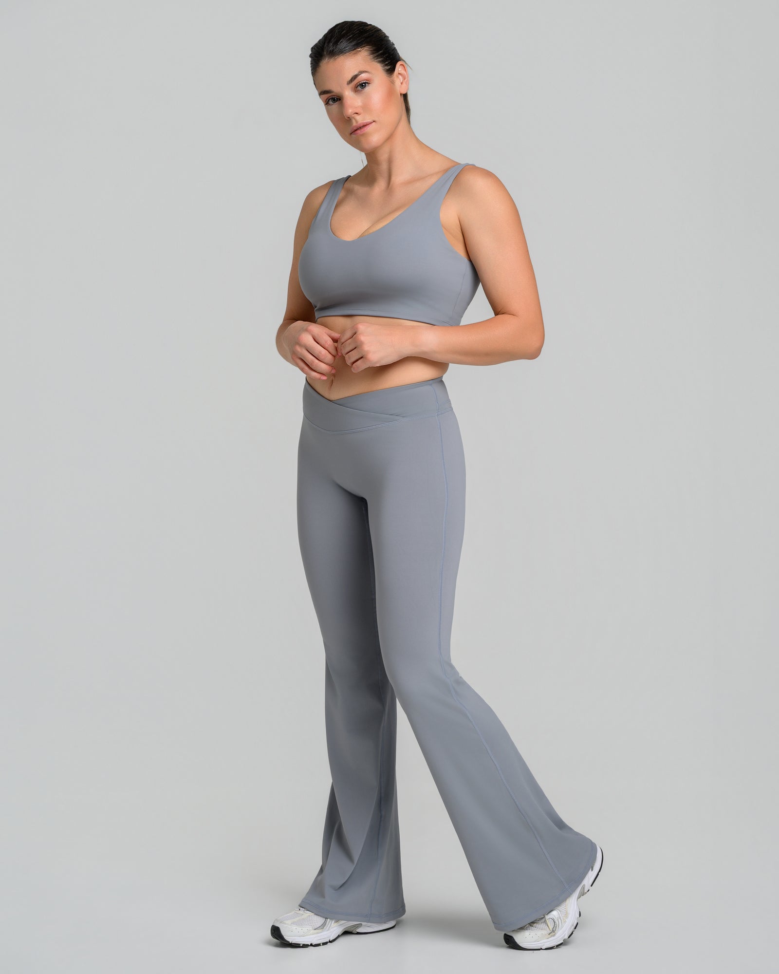 UNSTOPPABLE™ WRAP WIDE FLARED LEGGINGS ASH GRAY