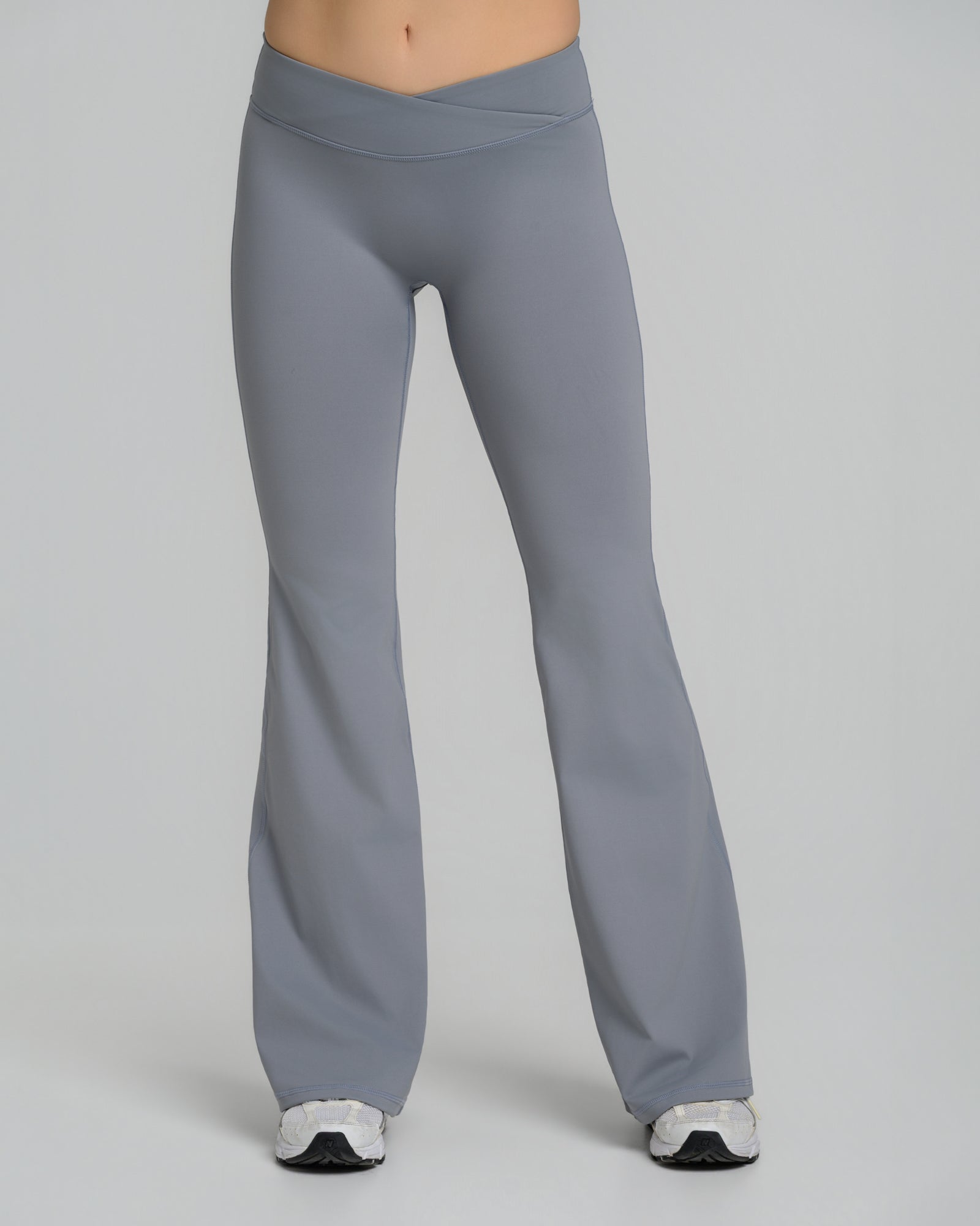 UNSTOPPABLE™ WRAP WIDE FLARED LEGGINGS ASH GRAY