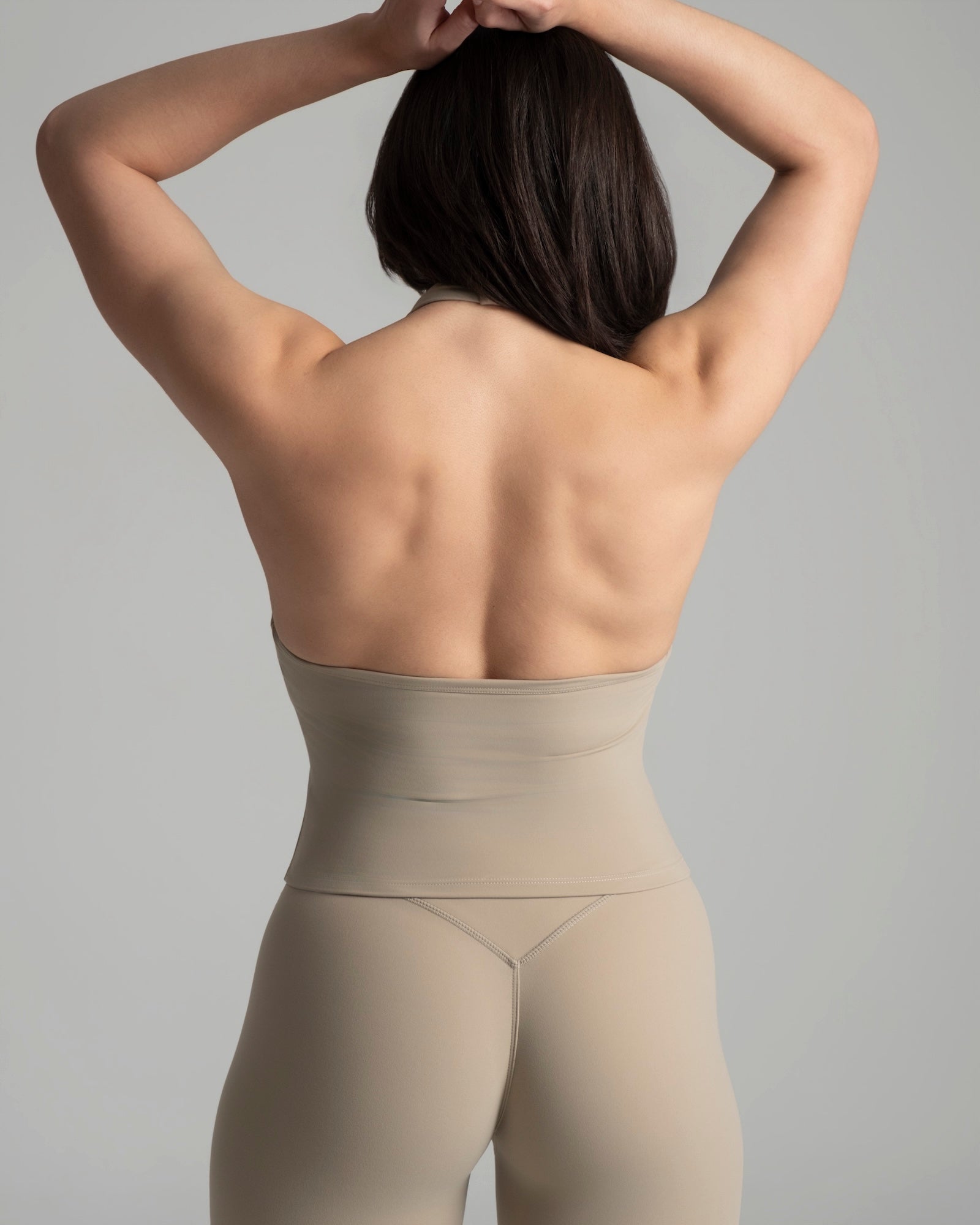 EVERYDAY MOVES HALTER NECK TOP WARM SAND