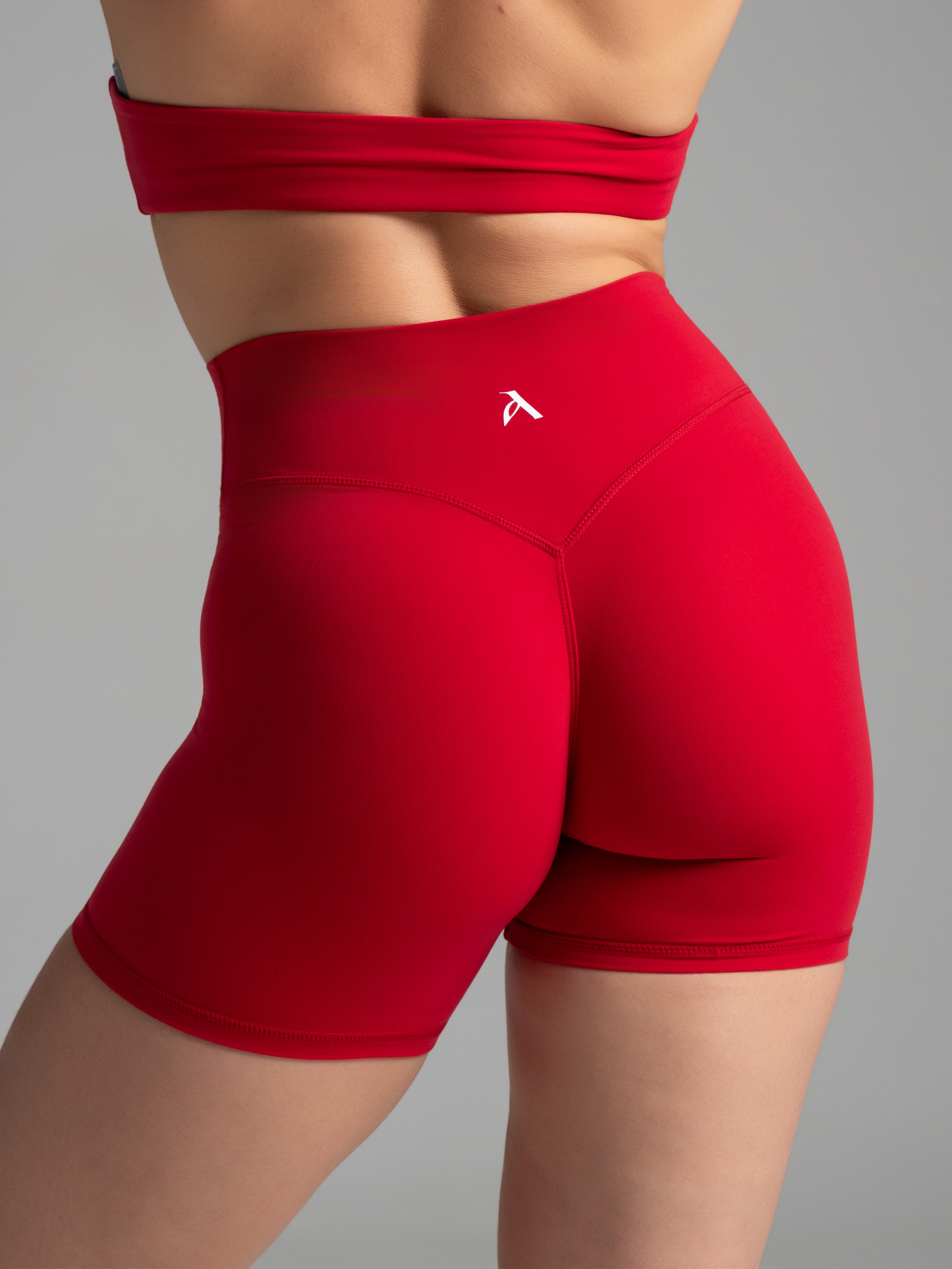 EVERYDAY MOVES SHORTS STRAWBERRY RED